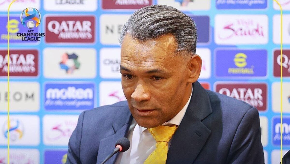Morais converts to Islam