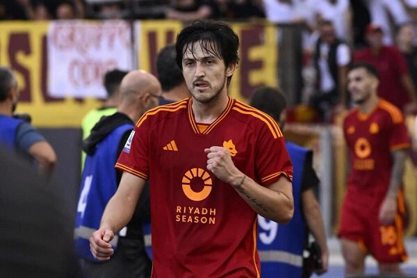 Sardar Azmoun Sevilla